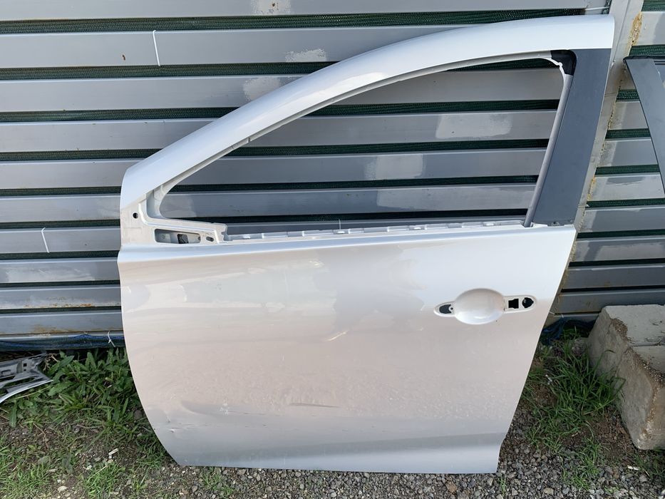 Usa fata Renault Zoe partea stanga