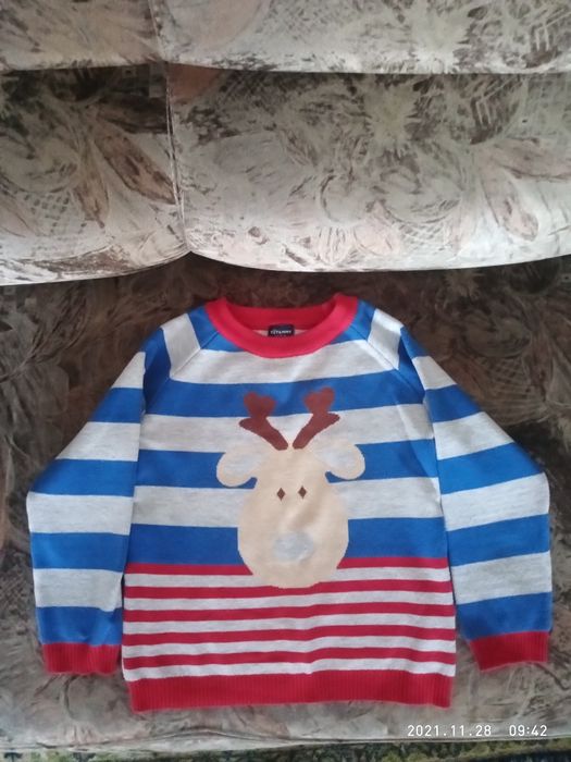 Продам кофту на мальчика