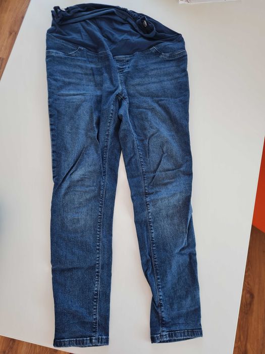 4 perechi Pantaloni gravide marimea 40 ( noi, usor purtati)si o bluza