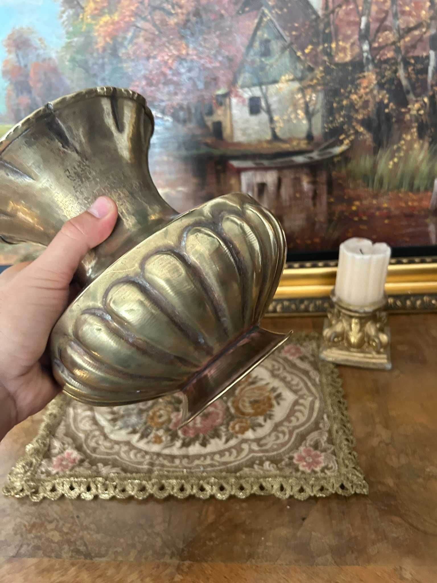 A167 Vaza mare de alama veche 500g 19cmh si 18 cm diametru