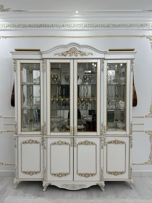 Горка шкаф в отл состояний
