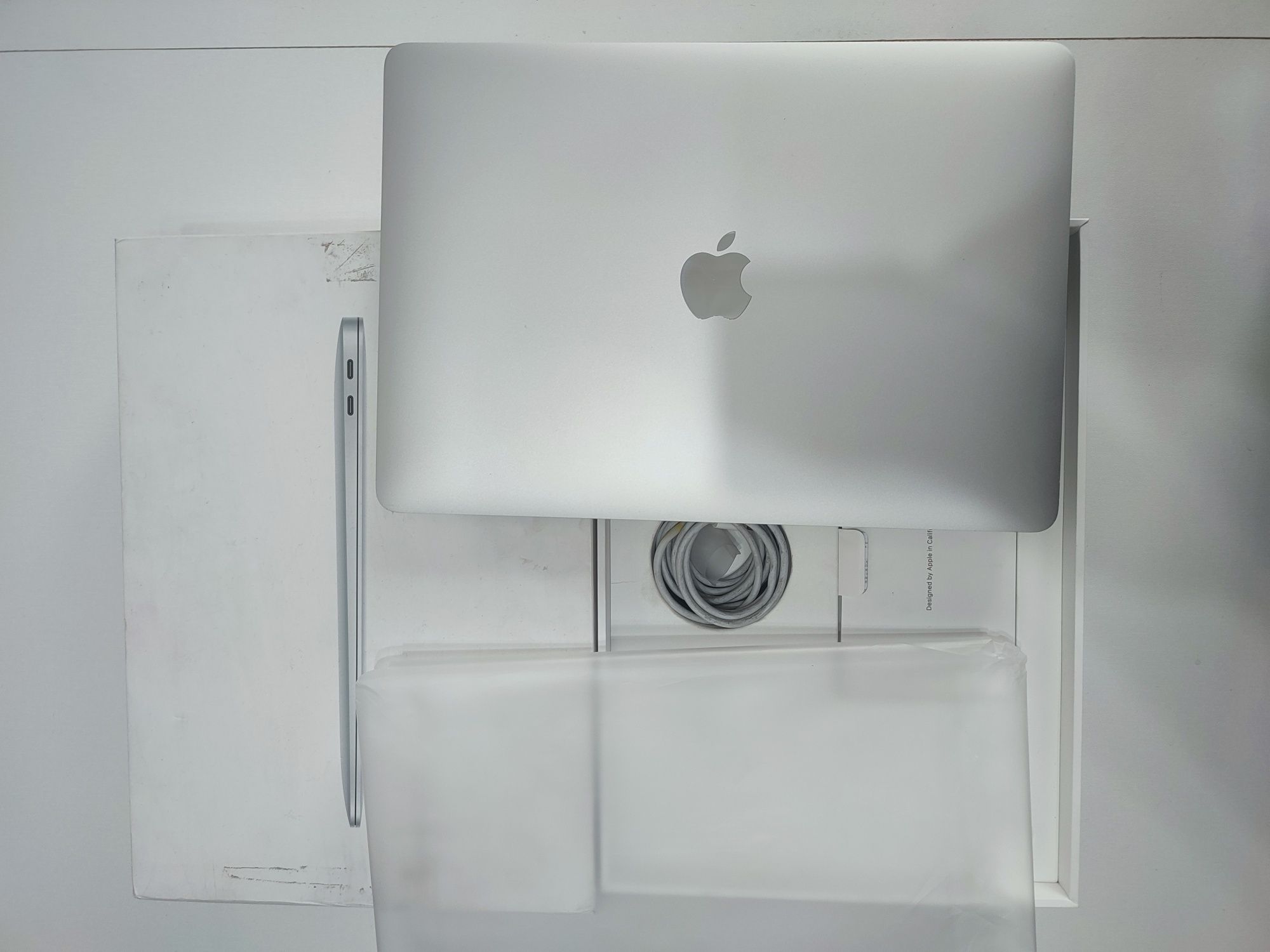 MacBook air 2020 m1