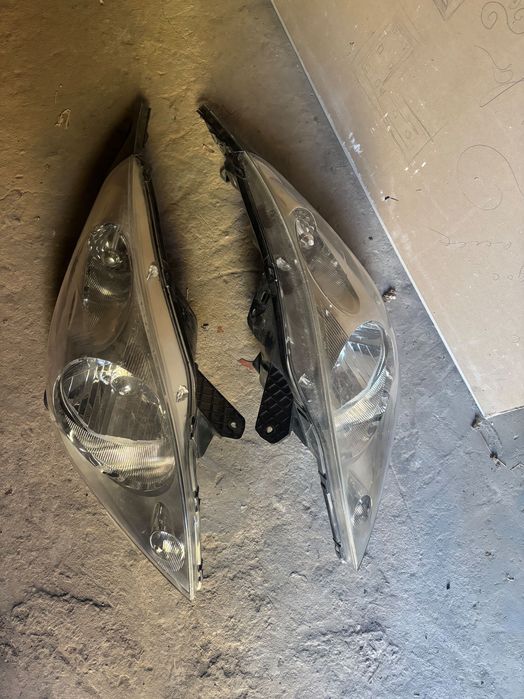 Фары передние Spark