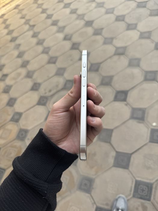 Продам iPhone 16 Pro Max