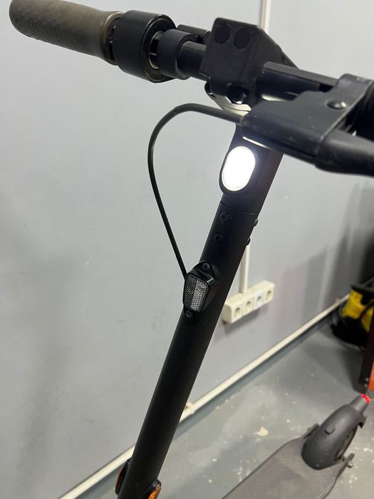 Trotienta electrica Ninebot kickscooter max