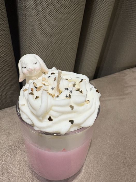 Ръчно направена соева свещ