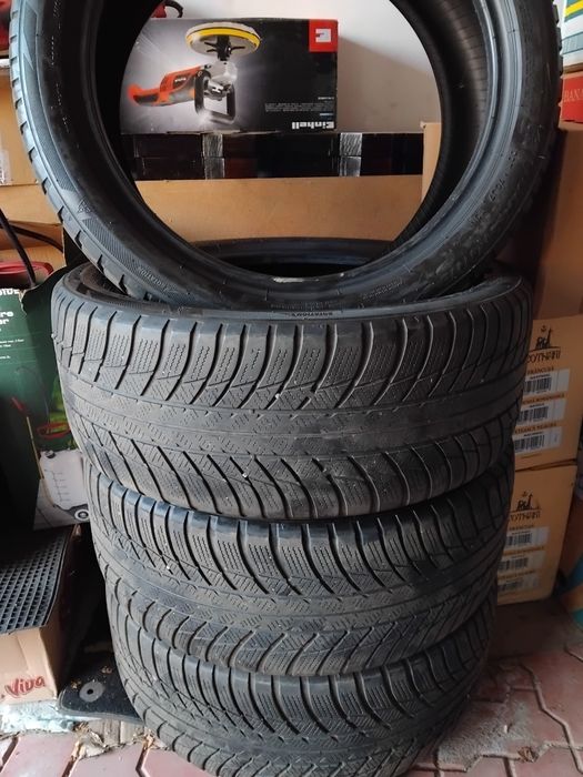 Cauciucuri iarna Bridgestone 225/45/18