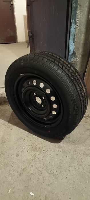 Резервна гума от Тойота Корола Версо 2002 г.