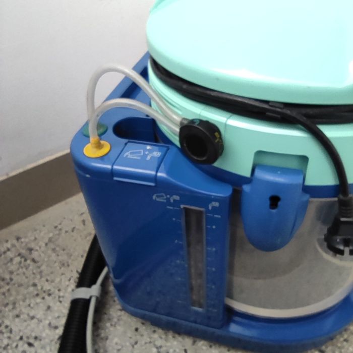 Перяща прахосмукачка