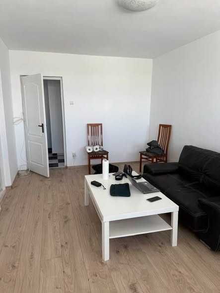 Apartament De inchiriat
