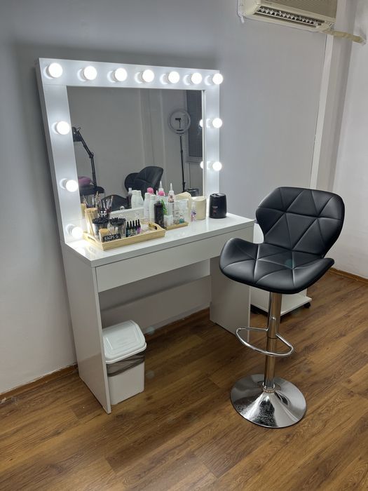 Столик с подсветкой