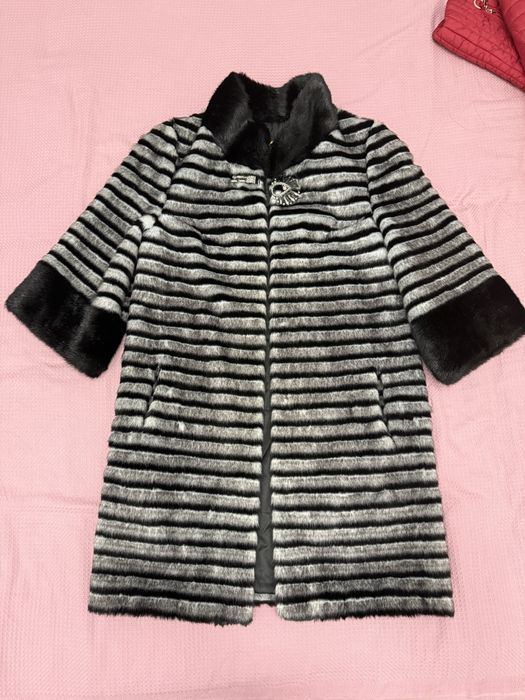 Продаётся шуба новая