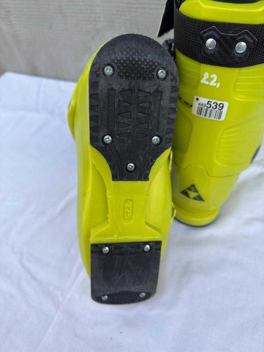 Clapari ski schi Fischer RC4 jr 70 marime EUR:35 mondo:22