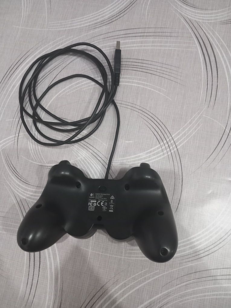 Джойстик LOGITECH F310
