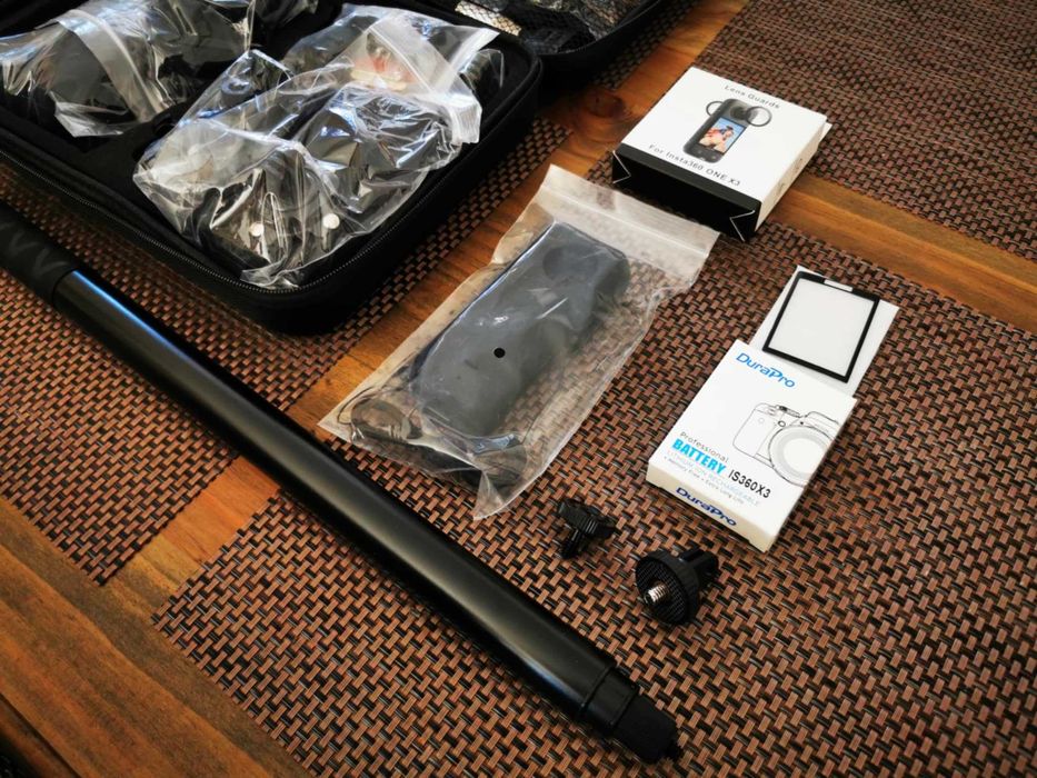 Kit accesorii esentiale camera actiune Insta360 X3 set selfie prinderi