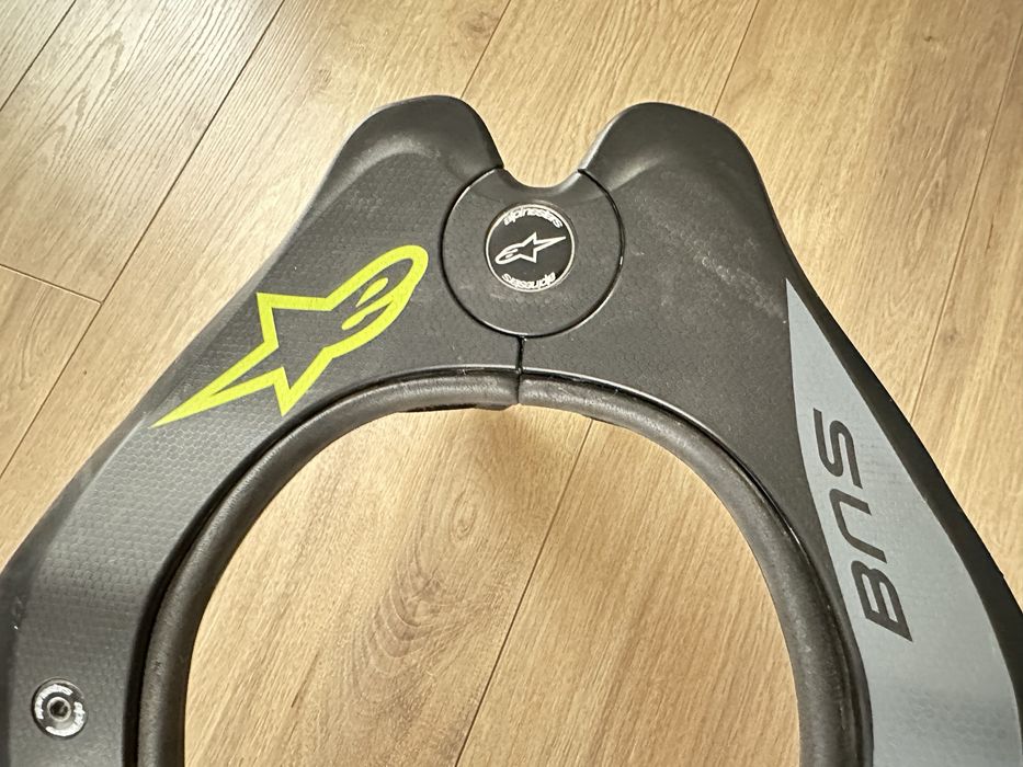 Протекторна яка Alpinestar Bionic Neck Support TECH 2