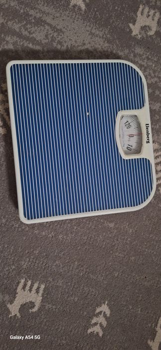 Весы сатылады 1000 тг