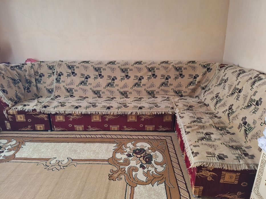 Угловой диван...