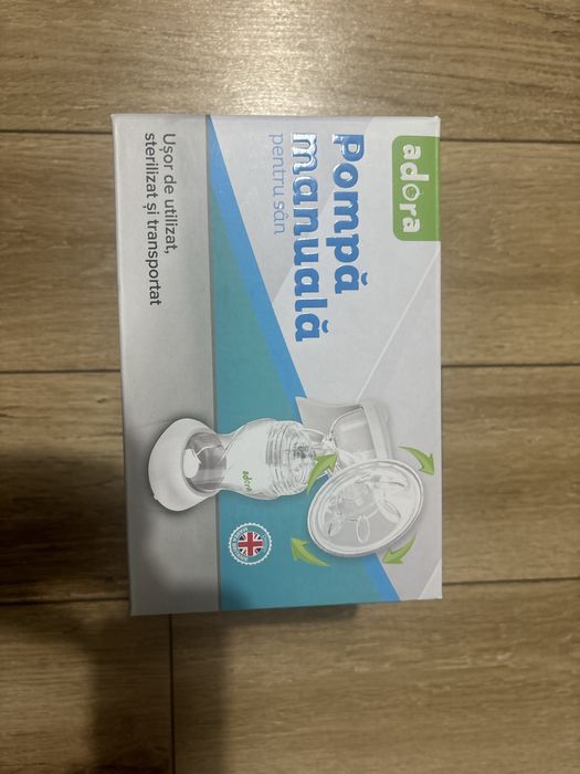 Pompa manuala pentru san Adora