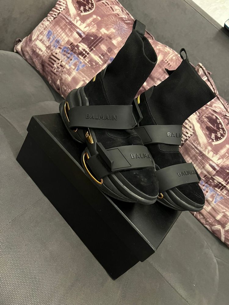 Ботинки Balmain в хорошем состоянии
