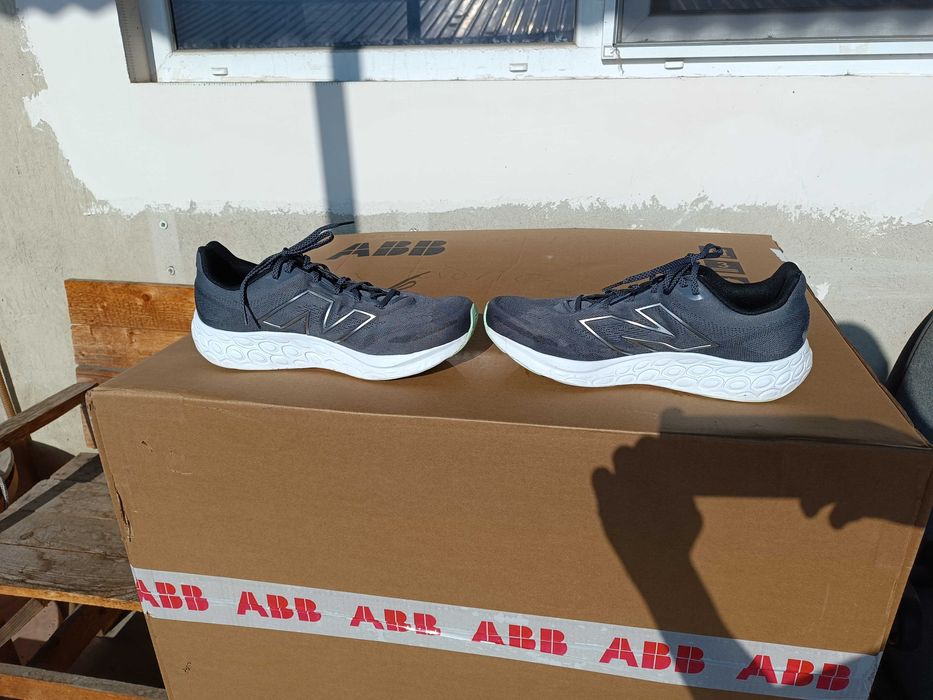 Маратонки new balance fresh foam 680 номер 47