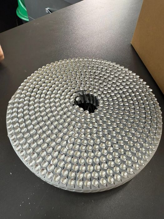 Cuie galvanizate răsucite Japoneze  - 100 de bucăți pe rola