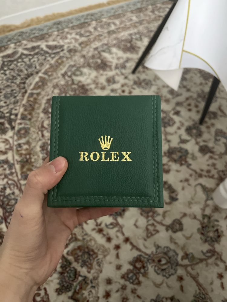 Часы ролекс новые продаю срочно