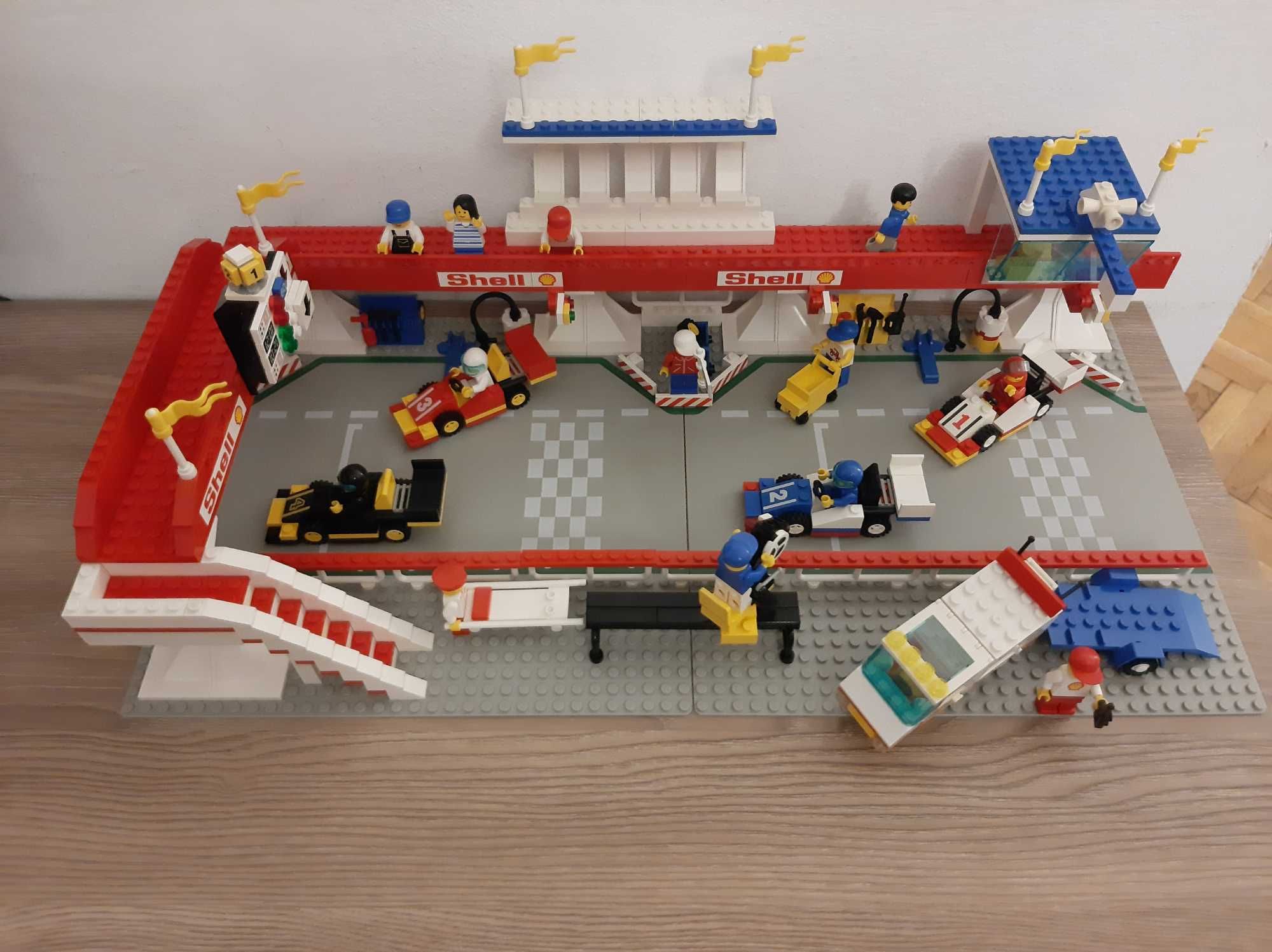 Lego 6395: Victory Lap Raceway