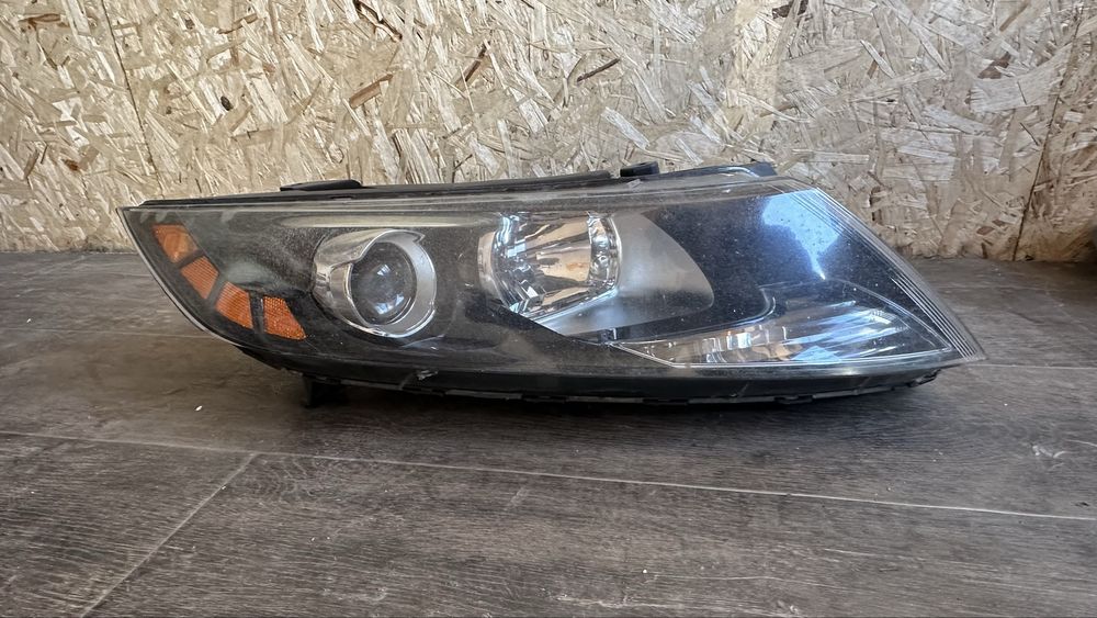 Кия Оптима К5 Фарь