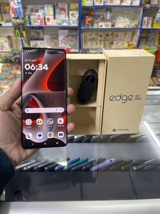 Moto edge 50 pro 12/512