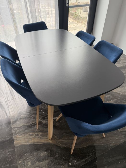 Masa extensibila + 6 scaune