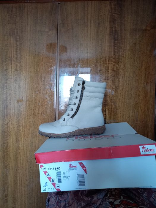 Полусапожки зимние , р  38, новые