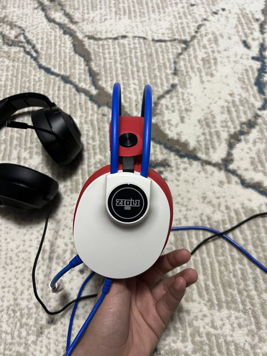 ZidLi Naushnik sotilad