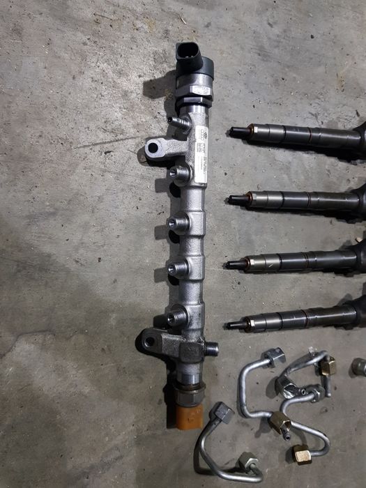 Kit injectie injector pompa rampa 2.0 TDI CFF vw tiguan golf 6 touran
