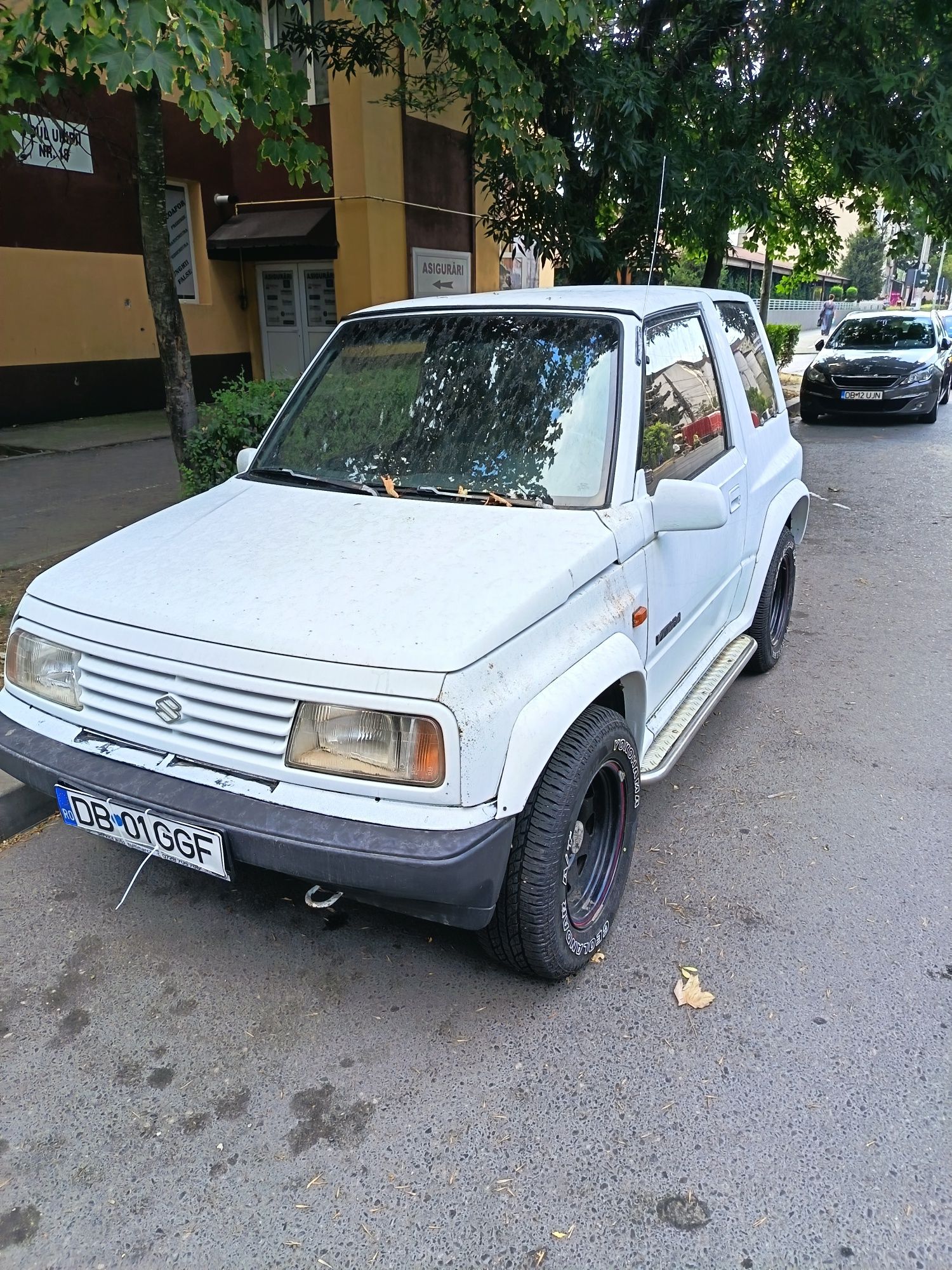 Vând Suzuki Vitara