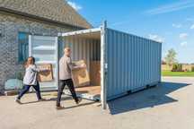 Închiriem spatii tip containere pentru depozitare