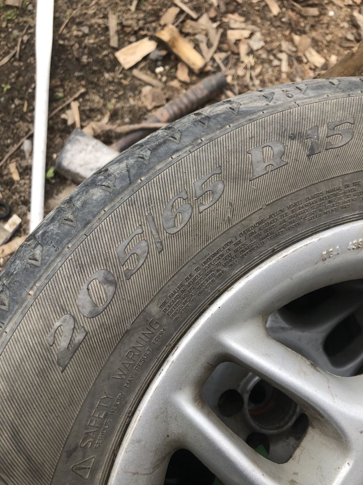 205/65 r15 jante cu tot cu cauciucuri de vara