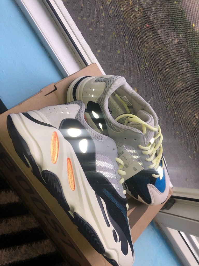 Yeezy 700 wave runner originali