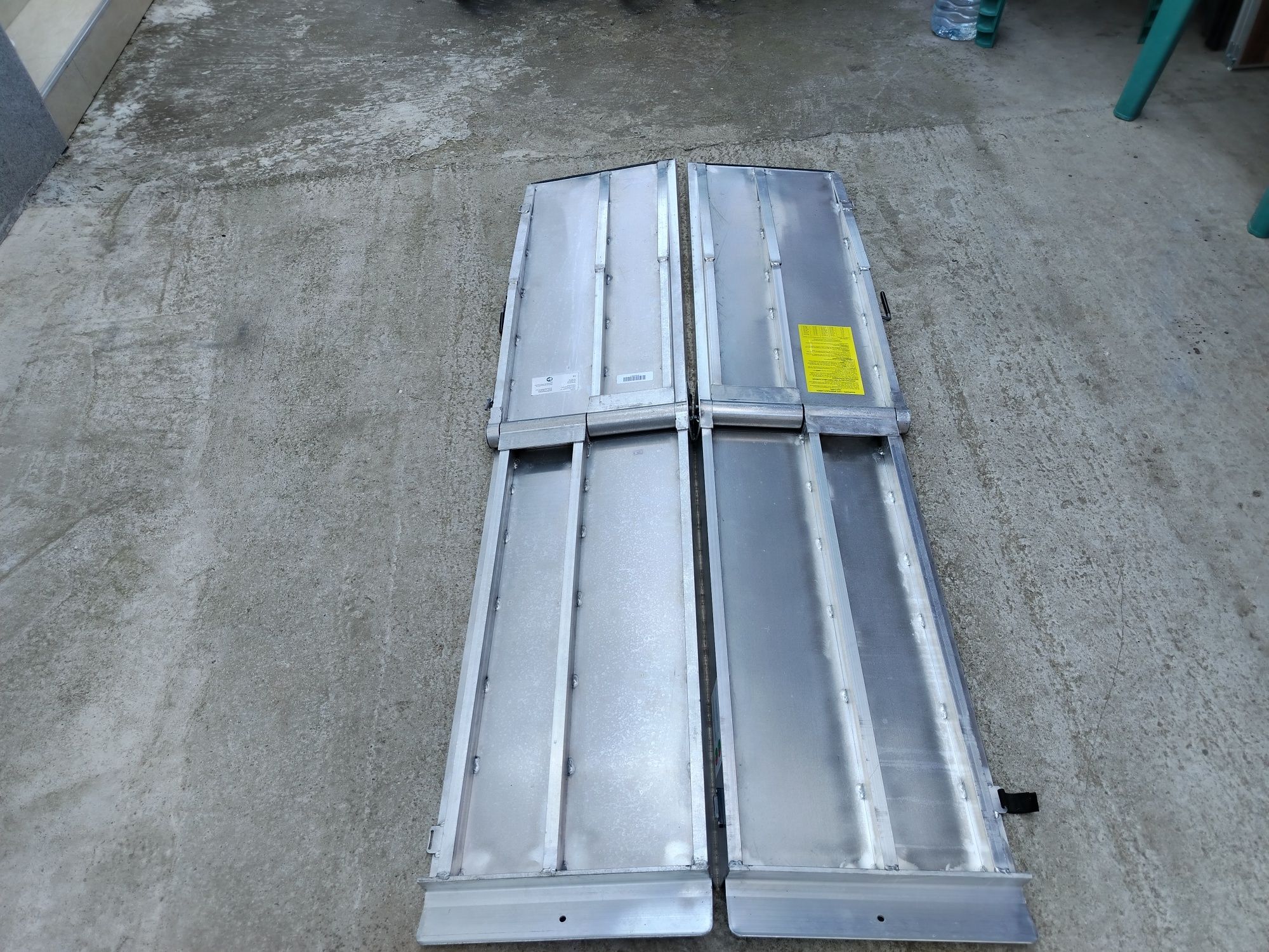 Rampe aluminiu pentru cărucior persoane cu dizabilități