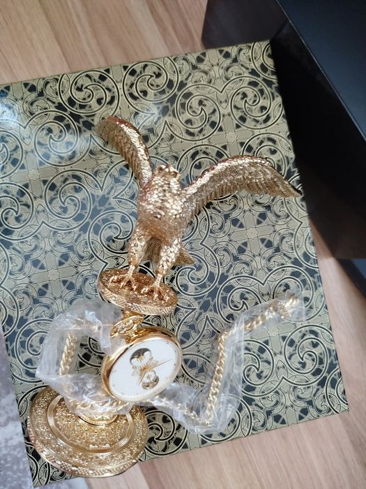 Новые часы настольные фирмы Empire