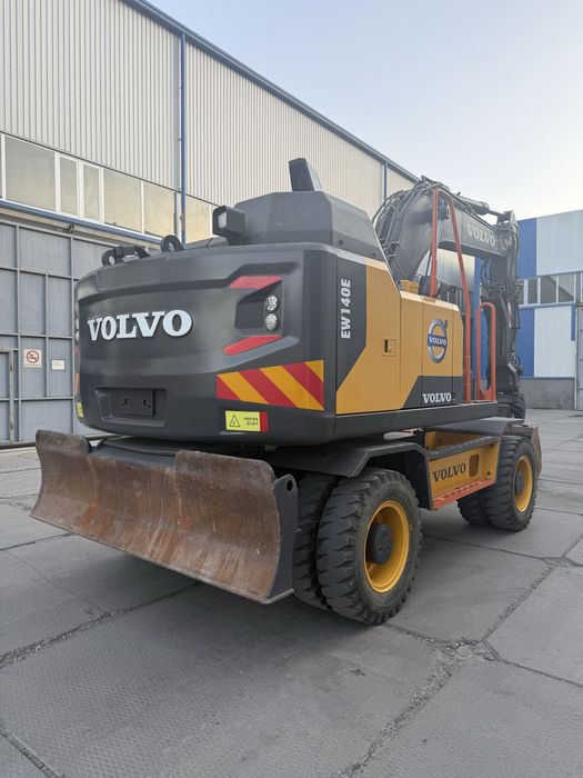 Продается VOLVO EW140E 2016год