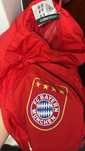 NOUĂ. Geaca Adidas Original FC Bayern Munchen