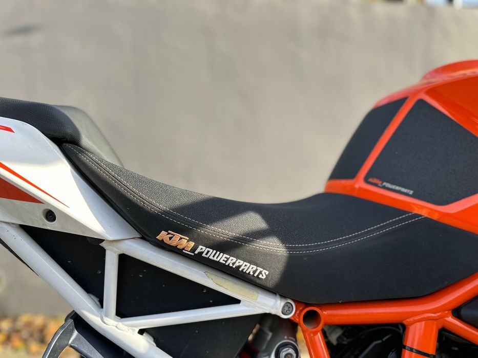 Vând KTM 1290 Super Duke sau schimb cu Adventure