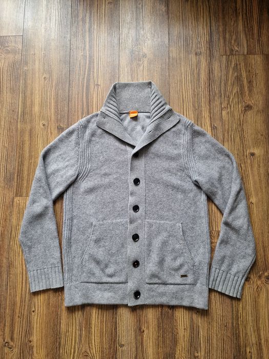 Страхотна мъжка жилетка HUGO BOSS размер L