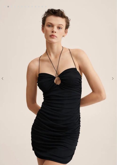 Черна рокля подходяща за всеки повод