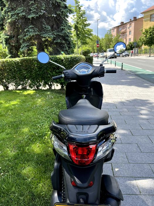 Scuter Piaggio Liberty 2023 – 50cc – Permis B