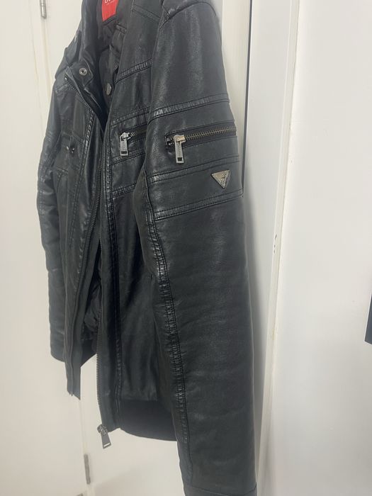 Кожено яке Guess M