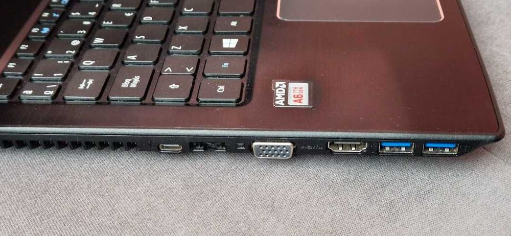 Laptop Acer 4gb ddr4 ssd m2 win 10 si counter strike 1.6