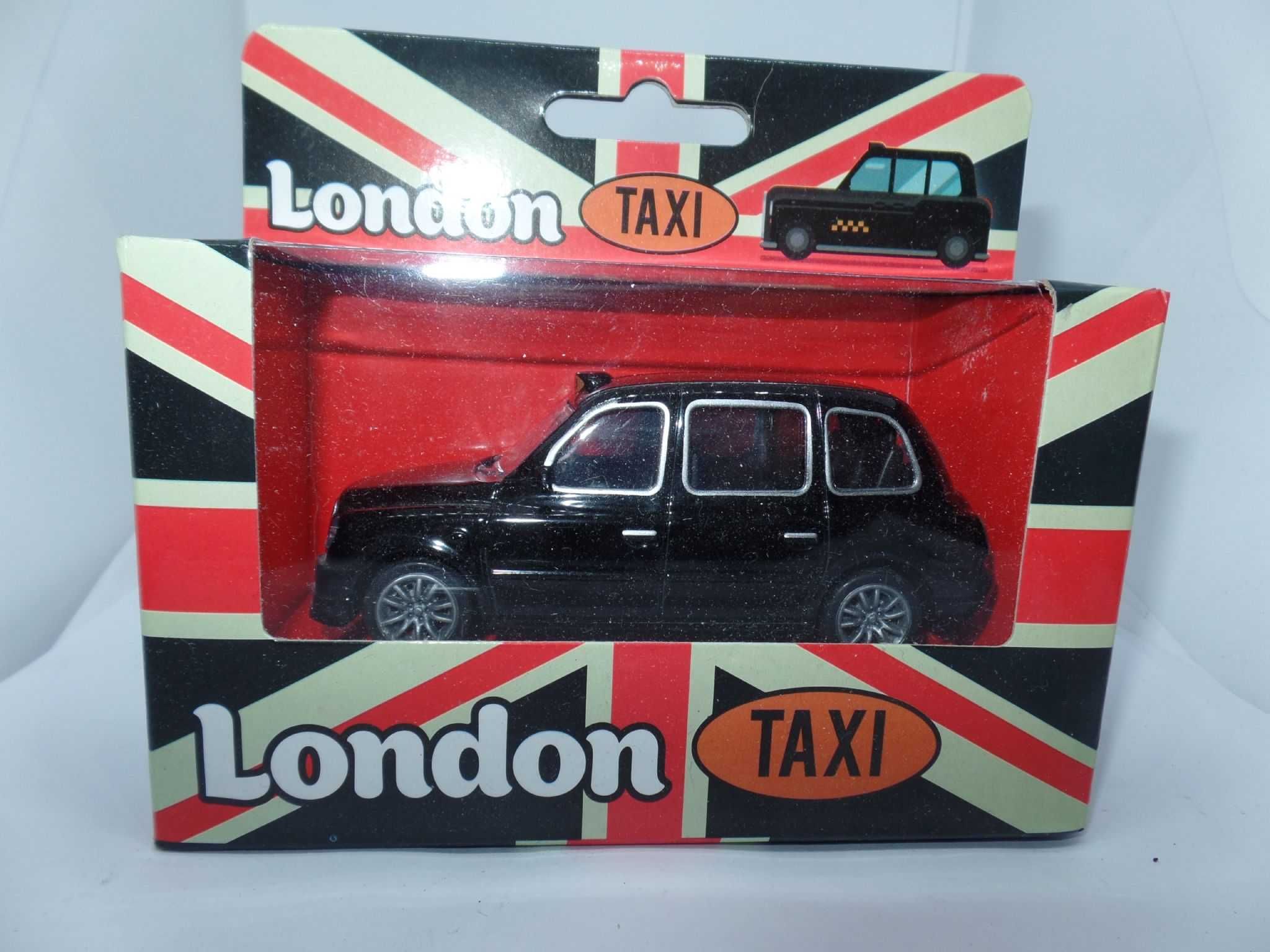 London Taxi (macheta)