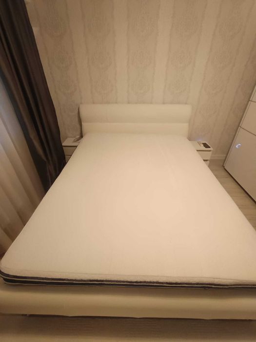 Vand pat 160 x 200 cu saltea si 2 somiere incluse